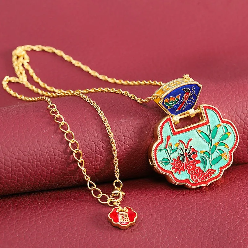 Ancient gold craftsmanship necklaces ethnic style lock Unusual enamel flowers leaf green pendant