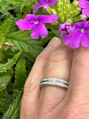 Furrer Jacot 18ct white gold 2 row TWVS 0.19ct diamond ring
